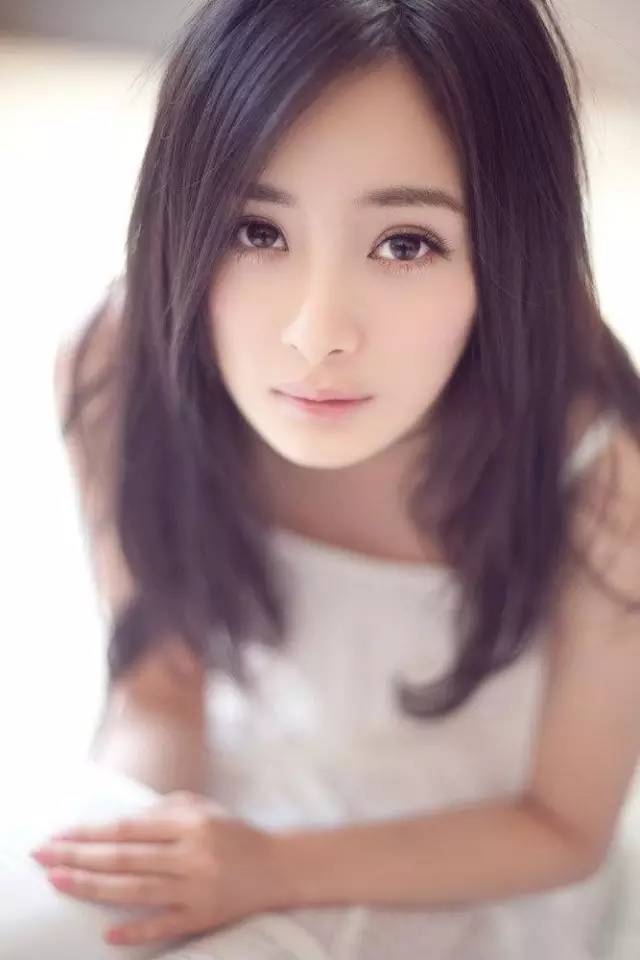 222间房主播跳舞 弹壳之舞